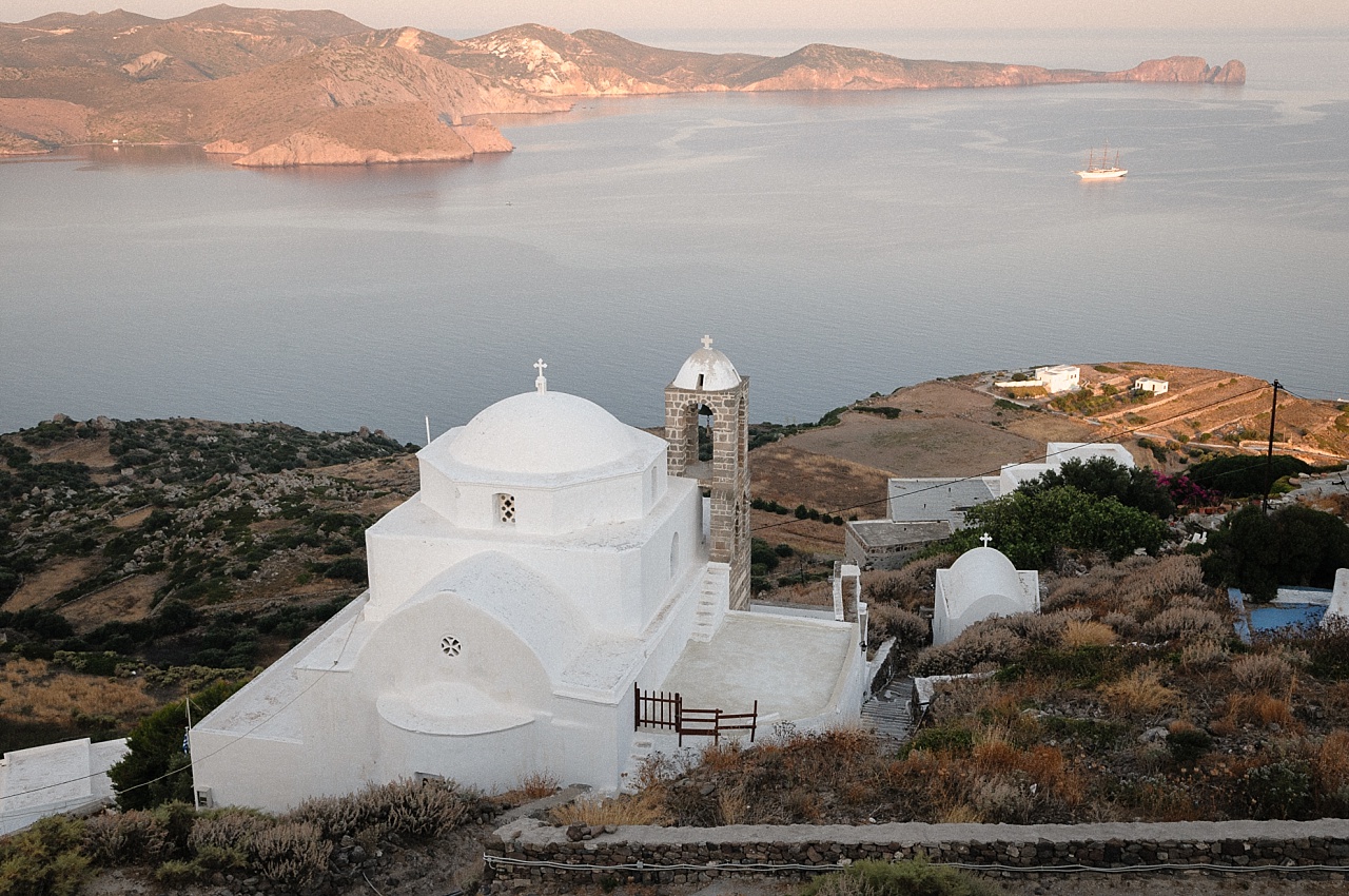 SAIL & DIVE ADVENTURES · The voyages